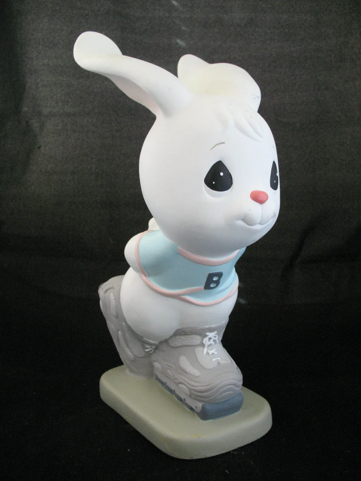 12" BIG PRECIOUS MOMENTS 2003 EASTER BUNNY RABBIT Roller Skate Skating FIGURINE