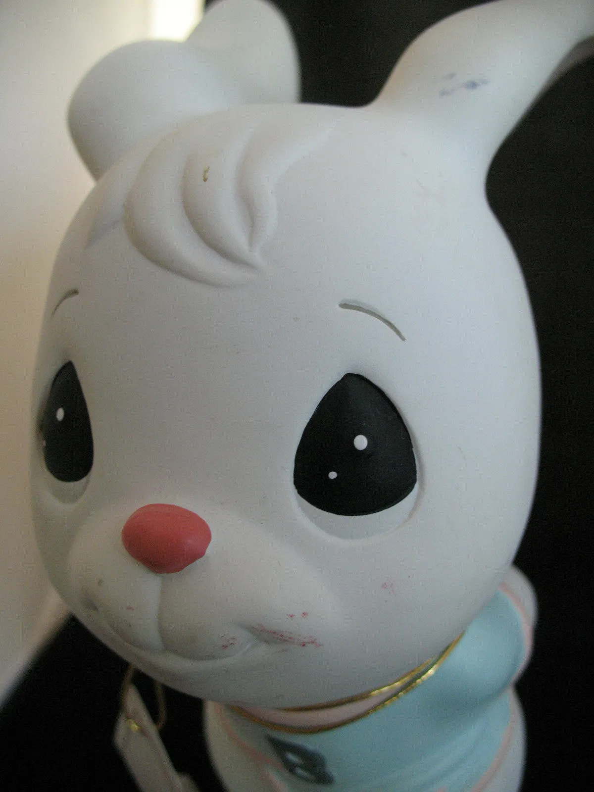 12" BIG PRECIOUS MOMENTS 2003 EASTER BUNNY RABBIT Roller Skate Skating FIGURINE