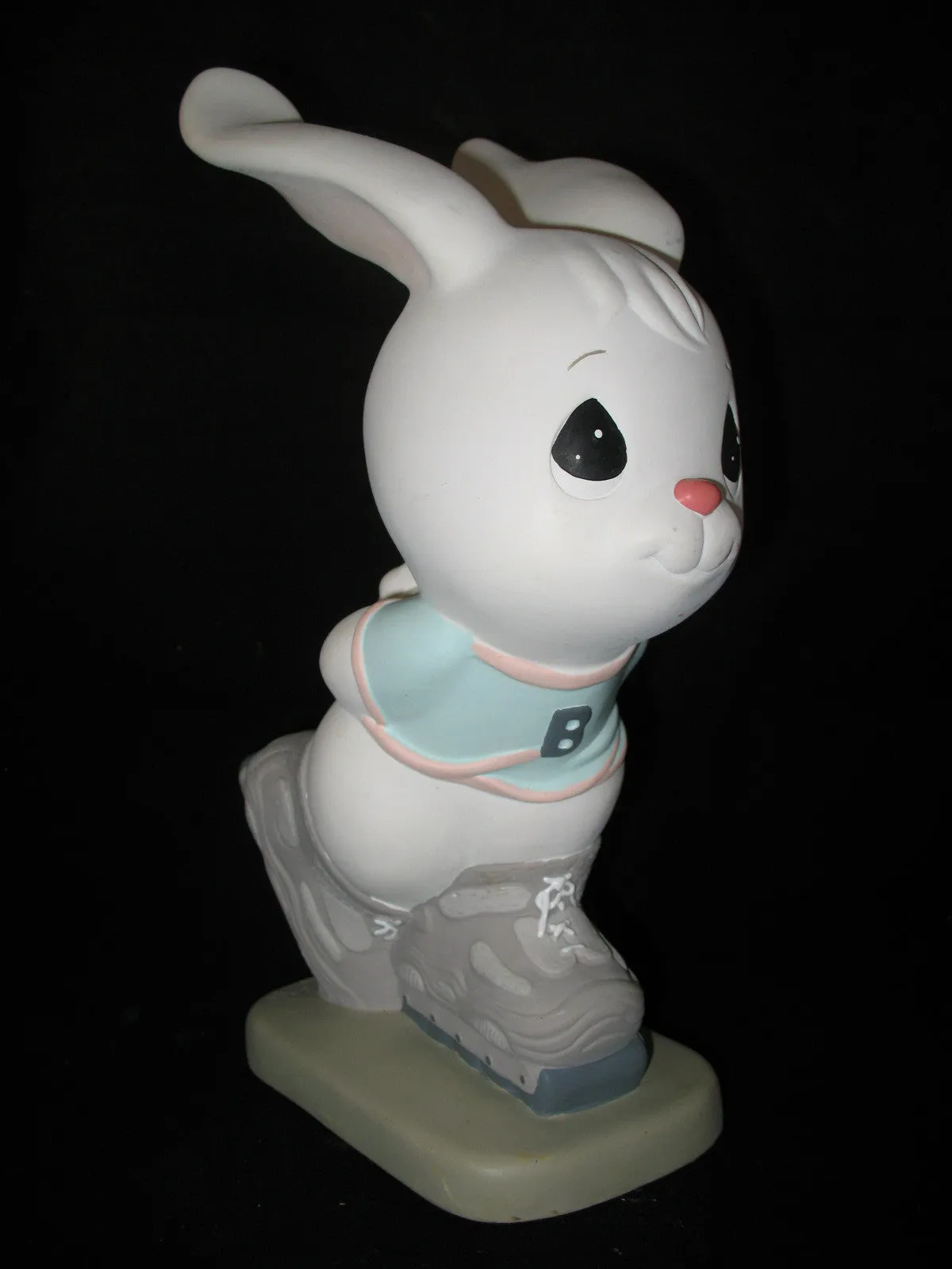 12" BIG PRECIOUS MOMENTS 2003 EASTER BUNNY RABBIT Roller Skate Skating FIGURINE