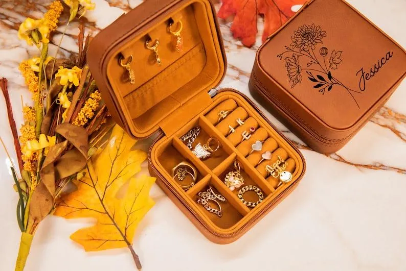 Birth Flower Jewelry Travel Case, Birth Month Flower Gift, Personalized Birthday Gift, Leather Jewelry Travel Case, Custom Jewelry Case