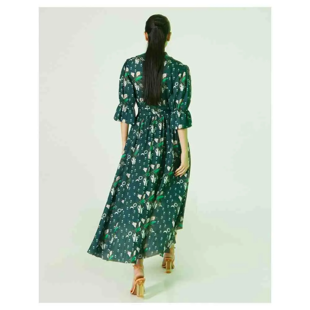 Ekastories The Enamoured Dress