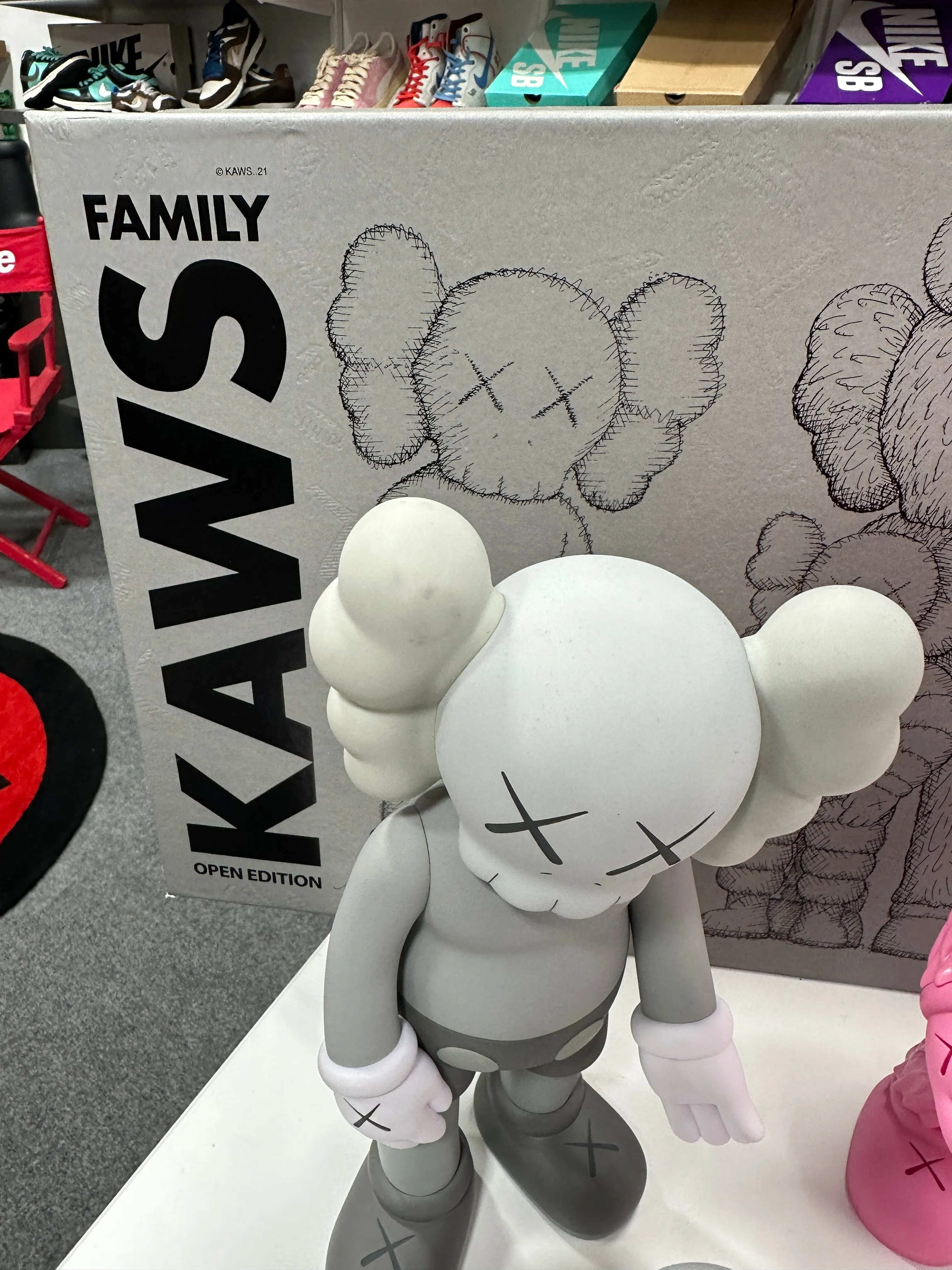 KAWS Family Vinyl Figures Grey/Pink