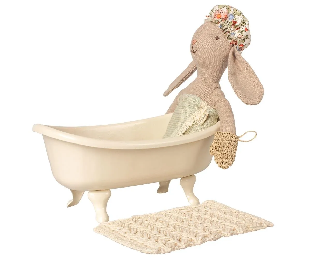 Maileg | Miniature Bathtub (larger, 1:6 sizing)