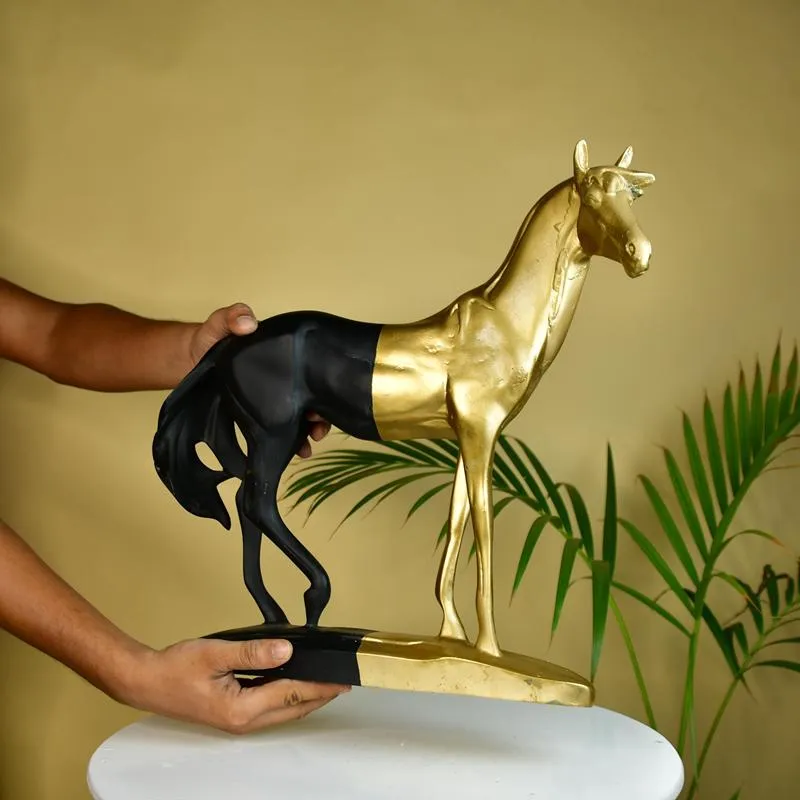 Mayii Black Gold Stallion