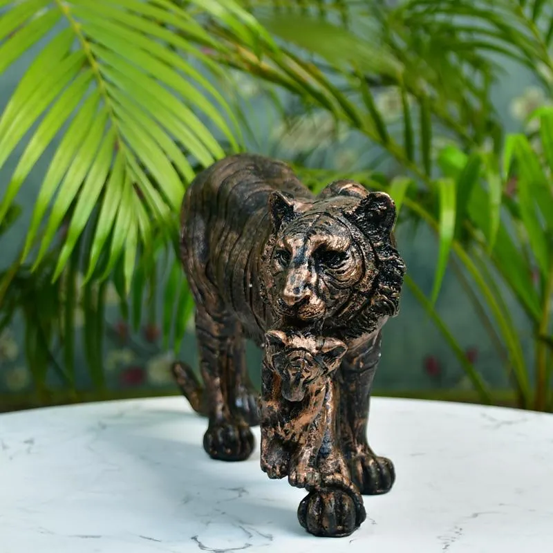 Mayii Resin Tiger Decor