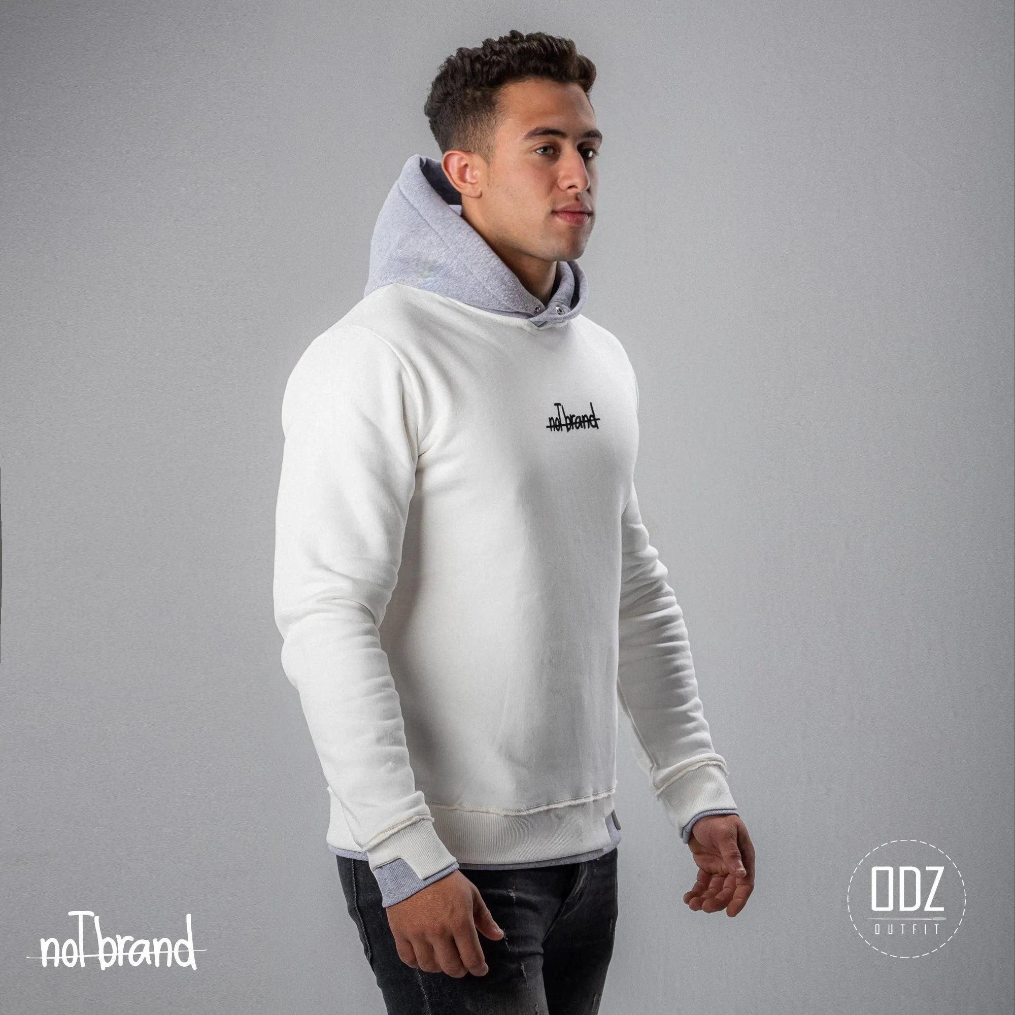 PRINTED TORNED HOODIE