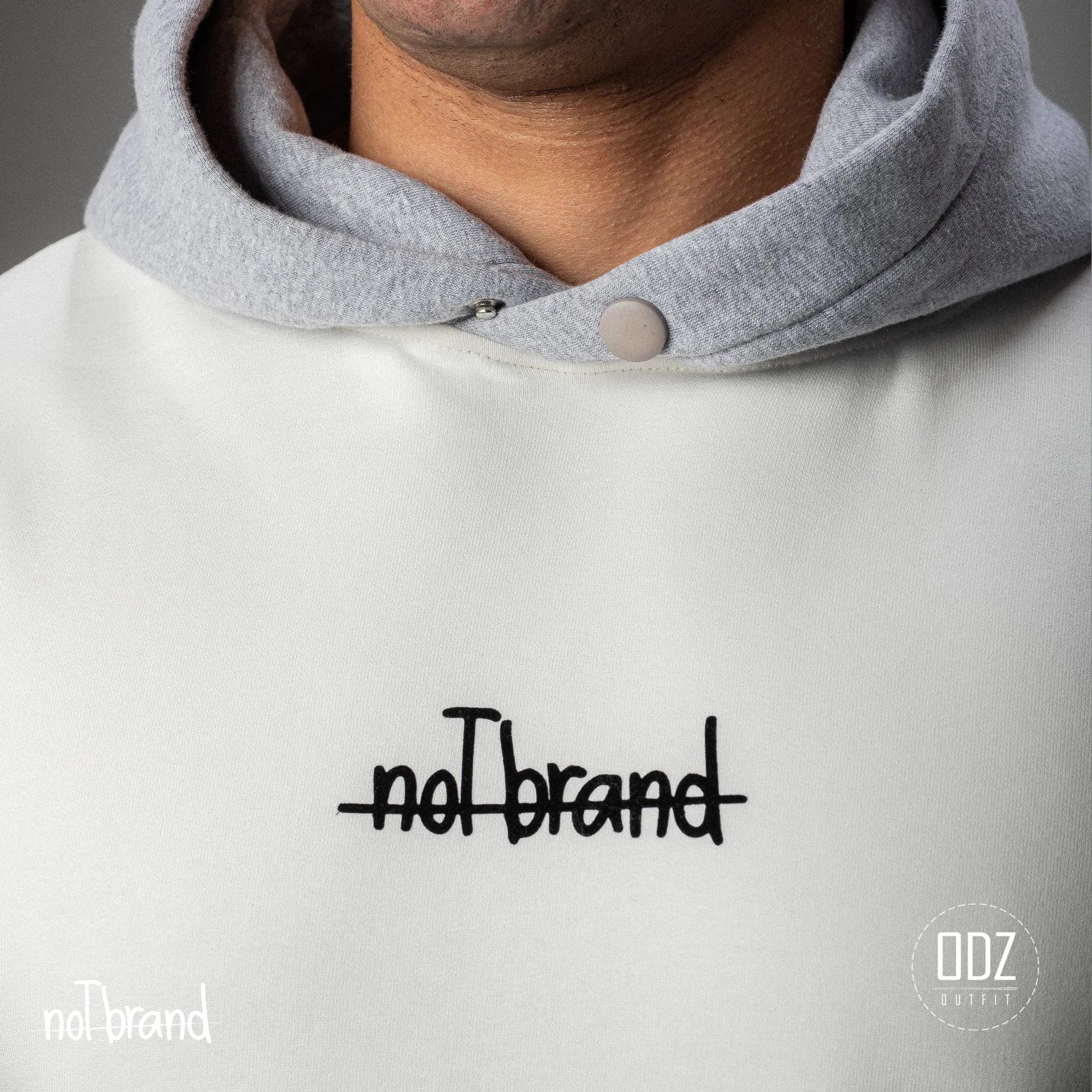 PRINTED TORNED HOODIE