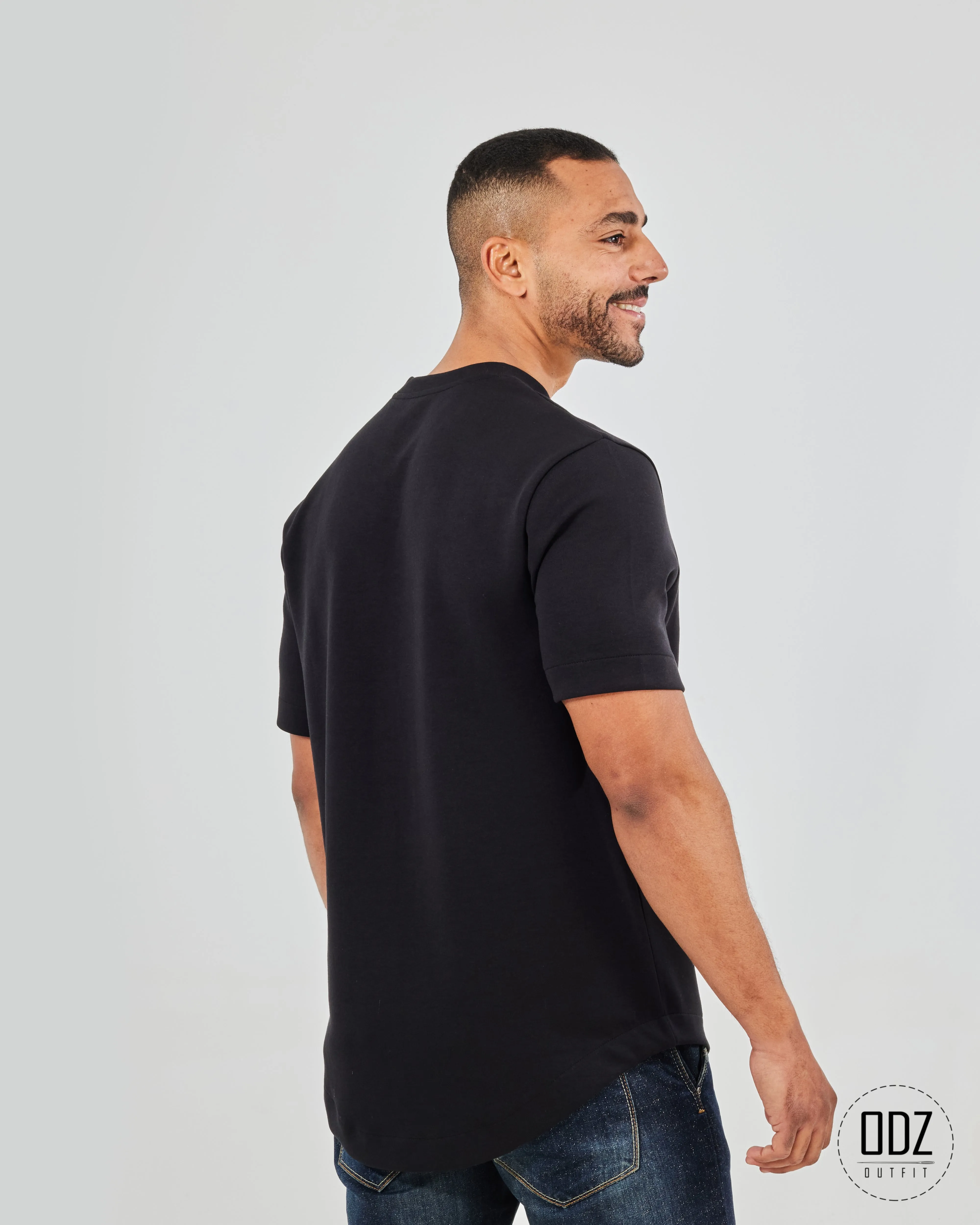 Relaxed Curved Strings T-shirt