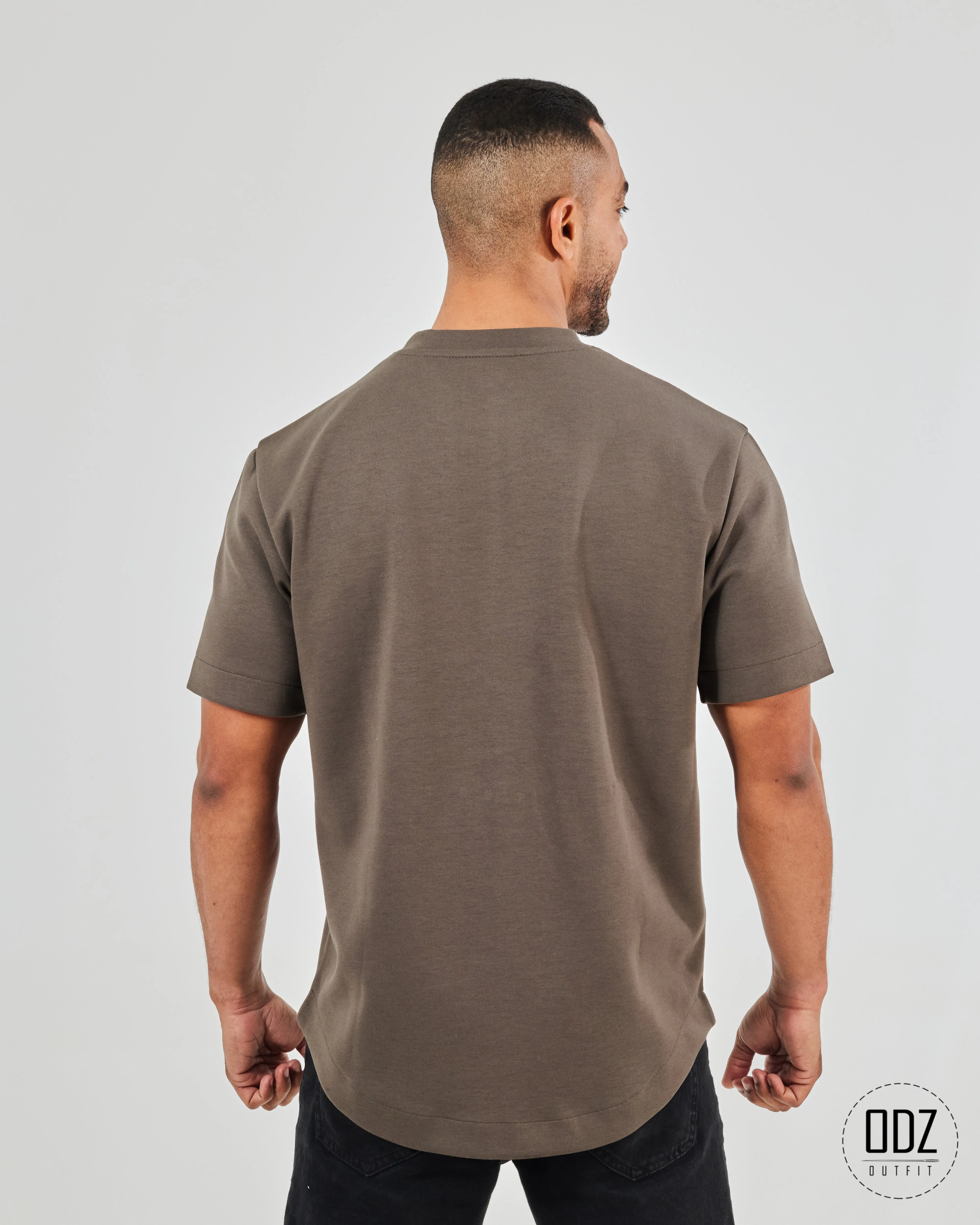 Relaxed Curved Strings T-shirt