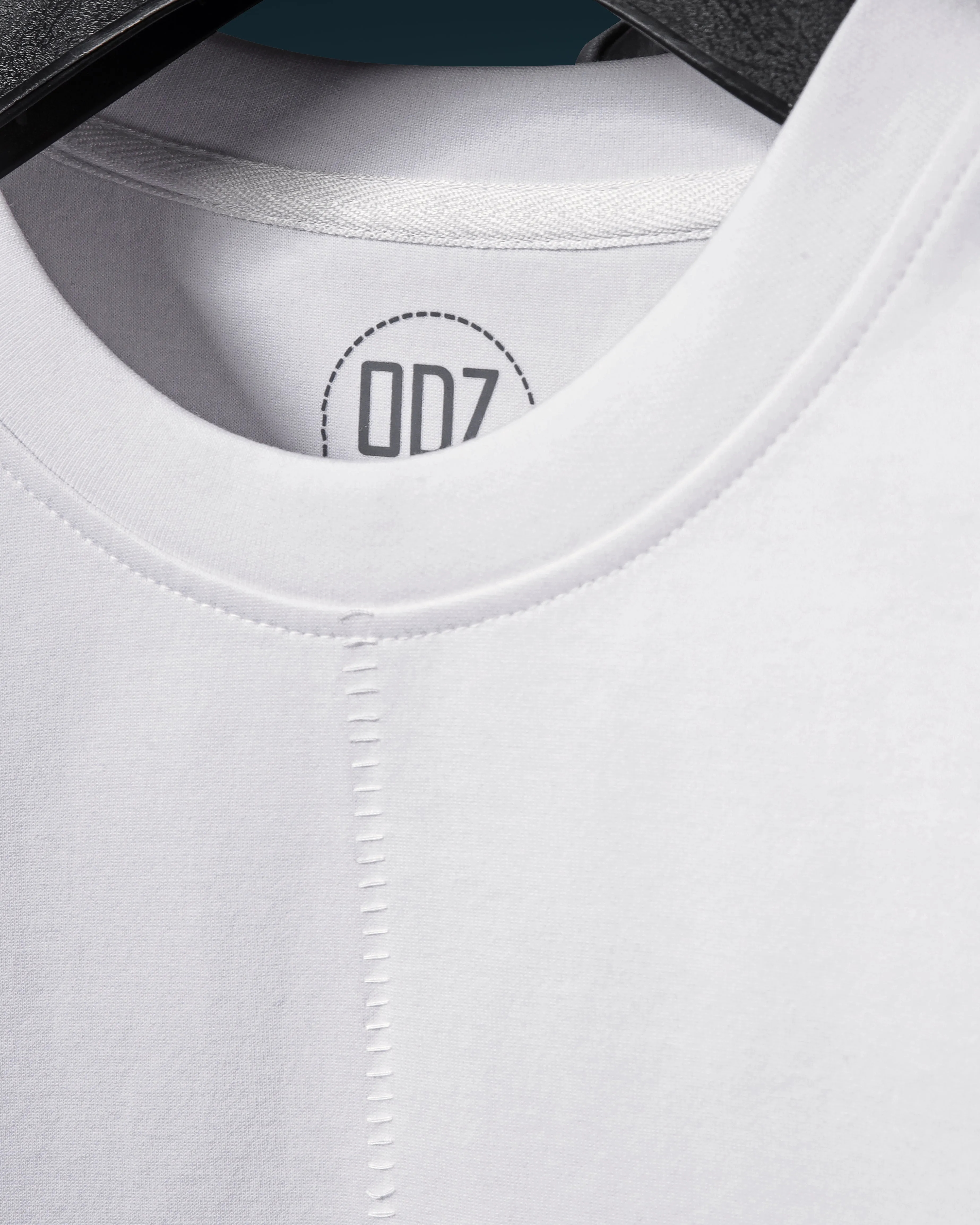 Relaxed Curved Strings T-shirt
