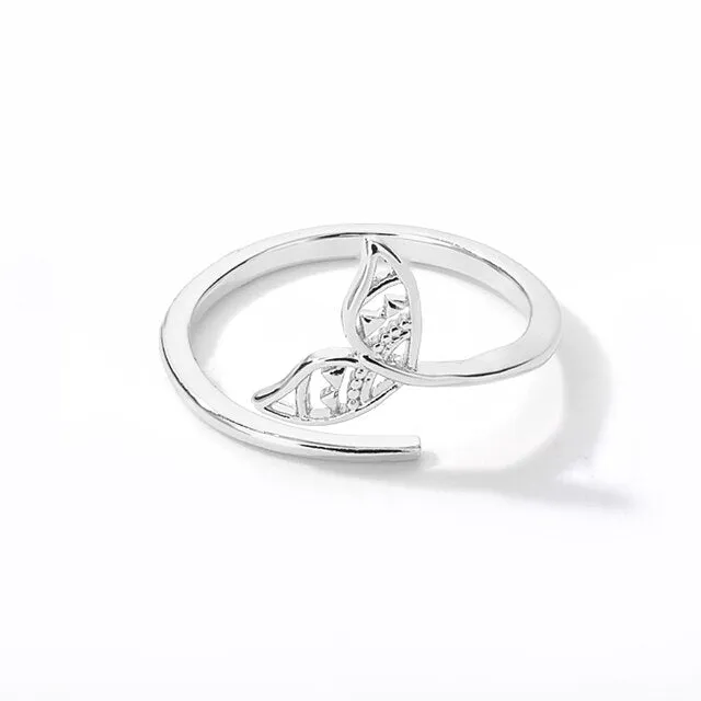 Ride the Wave with Our Gold Mermaid Tail Ring - Perfect for Surfers and Ocean Lovers