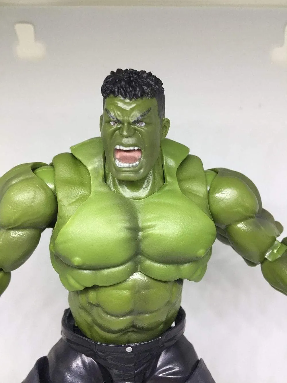 SHF Figure Infinity War Bruce Banner Hulk Action Figure
