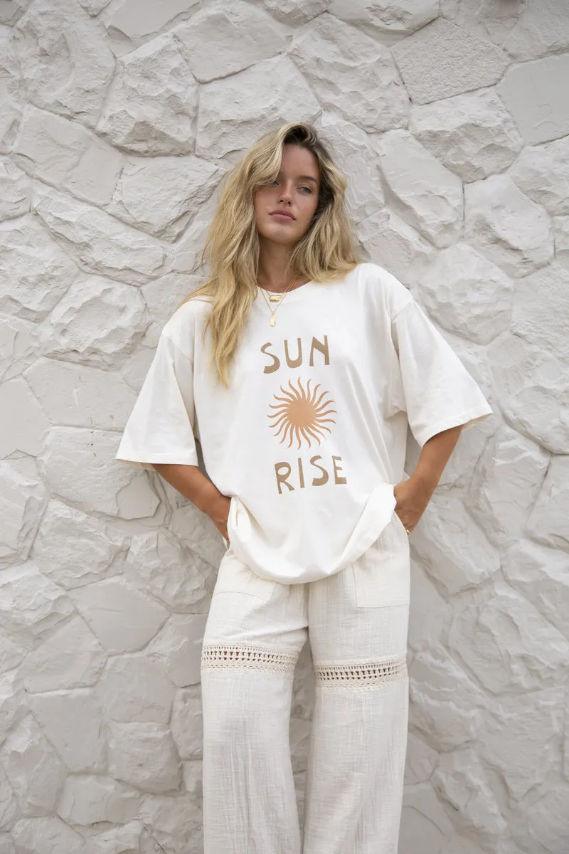 SUN RISE TEE - CREAM