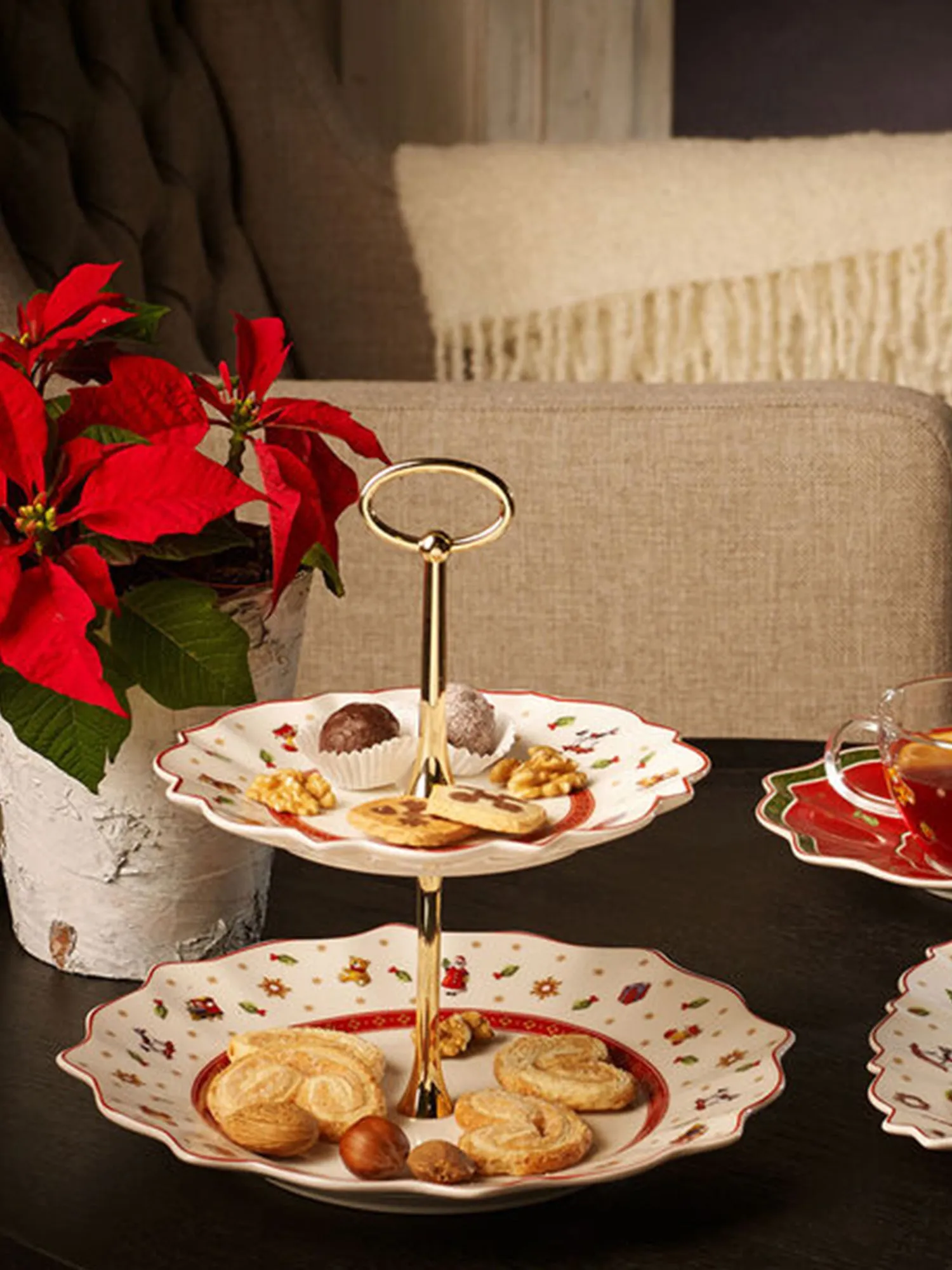 Toys Delight_Small Two Tiered Server